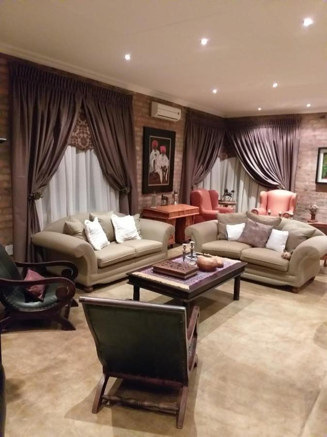 Maretlwane Guesthouse บุฟเฟลสปวร์ท ภายนอก รูปภาพ