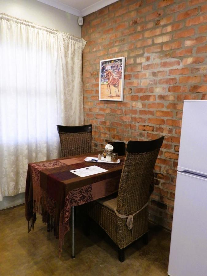 Maretlwane Guesthouse บุฟเฟลสปวร์ท ภายนอก รูปภาพ