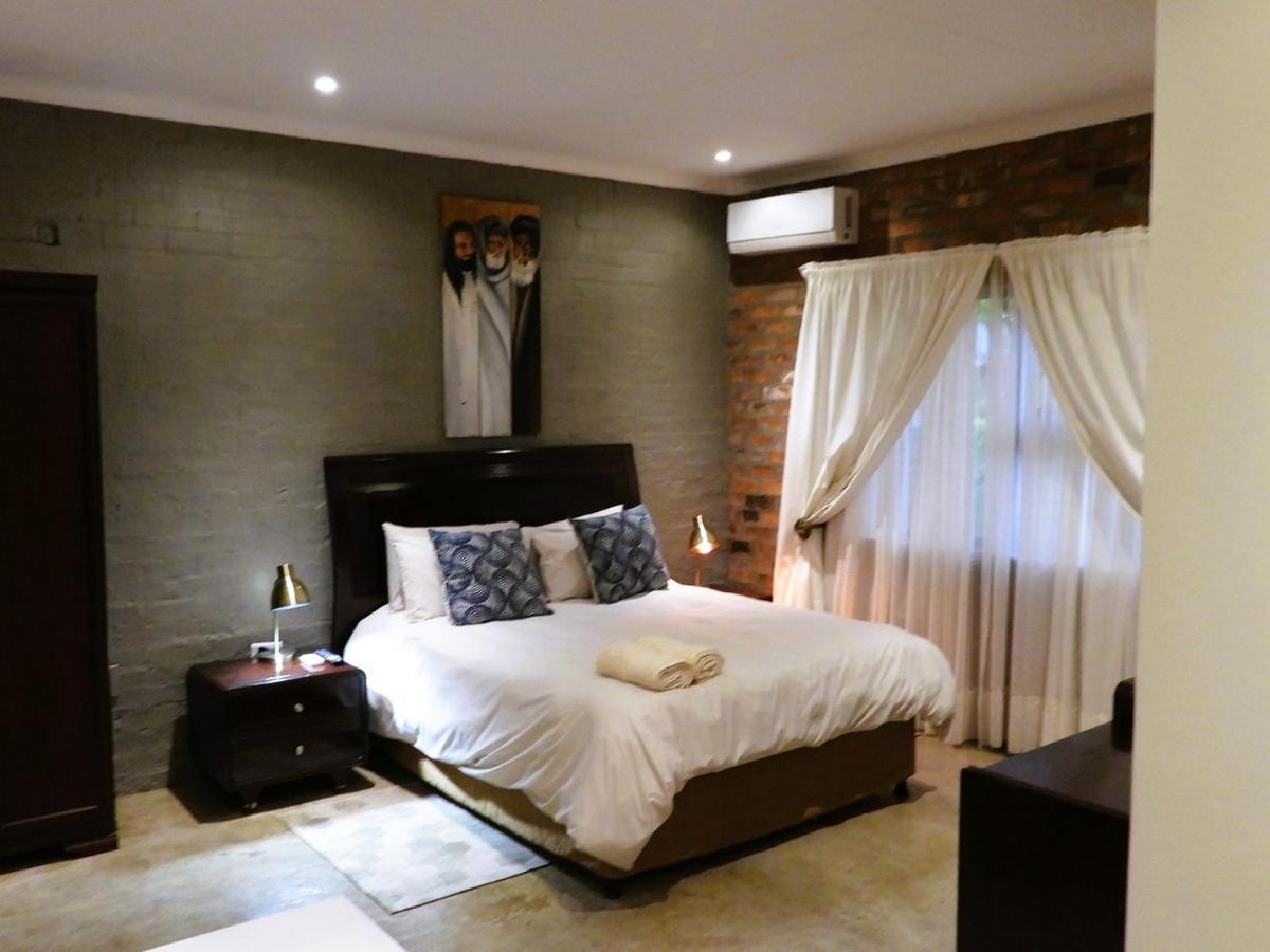 Maretlwane Guesthouse บุฟเฟลสปวร์ท ภายนอก รูปภาพ