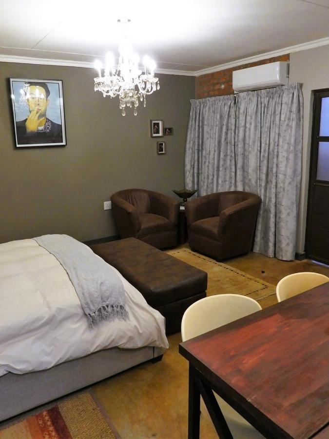 Maretlwane Guesthouse บุฟเฟลสปวร์ท ภายนอก รูปภาพ