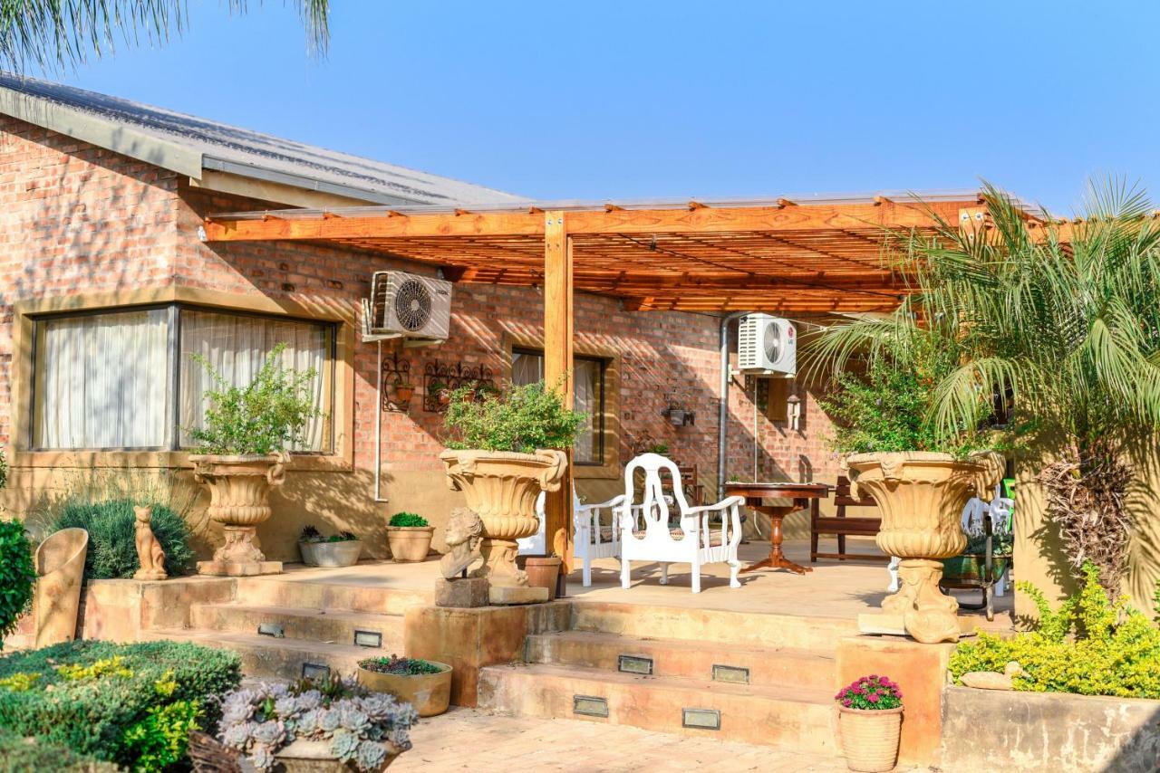 Maretlwane Guesthouse บุฟเฟลสปวร์ท ภายนอก รูปภาพ